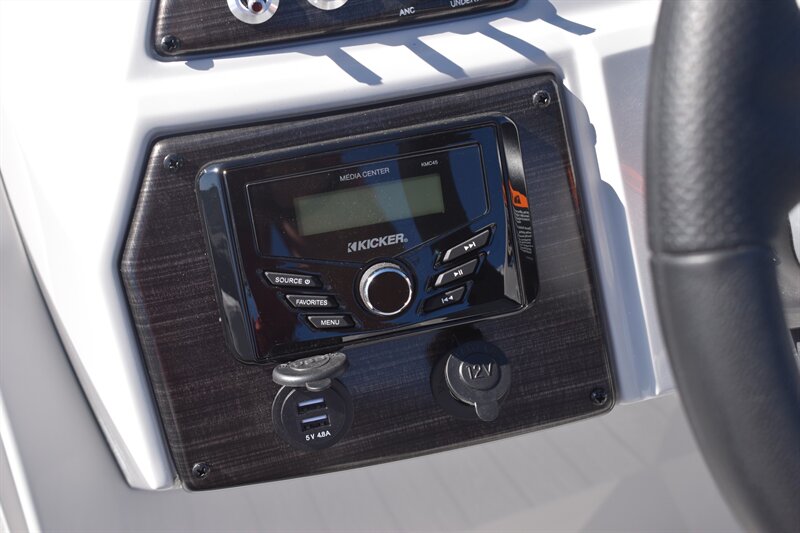 2026 Lowe SF232 200hp Mercury 4-Stroke - Photo 29 - Heber City, UT 84032