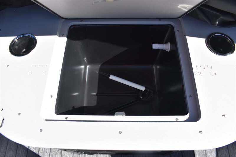 2026 Lowe SF232 200hp Mercury 4-Stroke - Photo 27 - Heber City, UT 84032