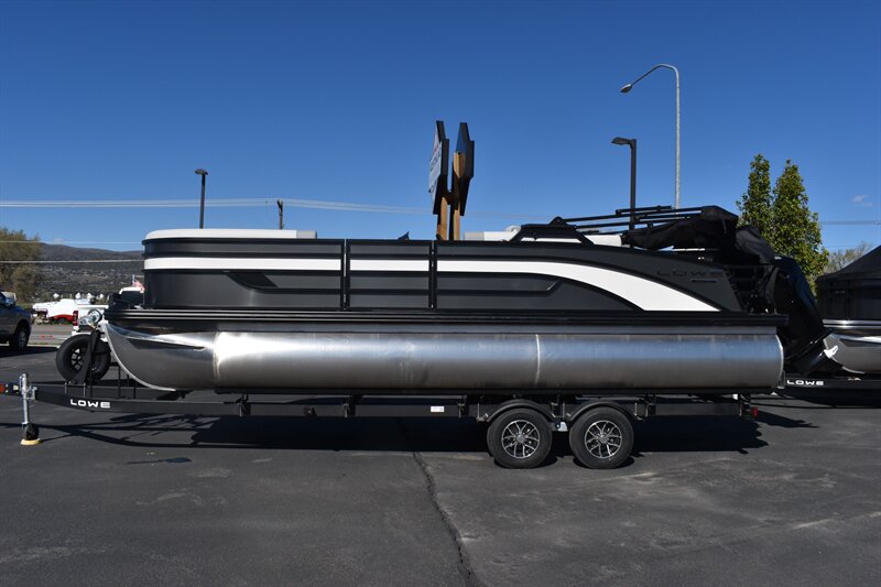 2026 Lowe SF232 200hp Mercury 4-Stroke - Photo 8 - Heber City, UT 84032