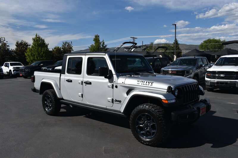 2023 Jeep Gladiator Willys  