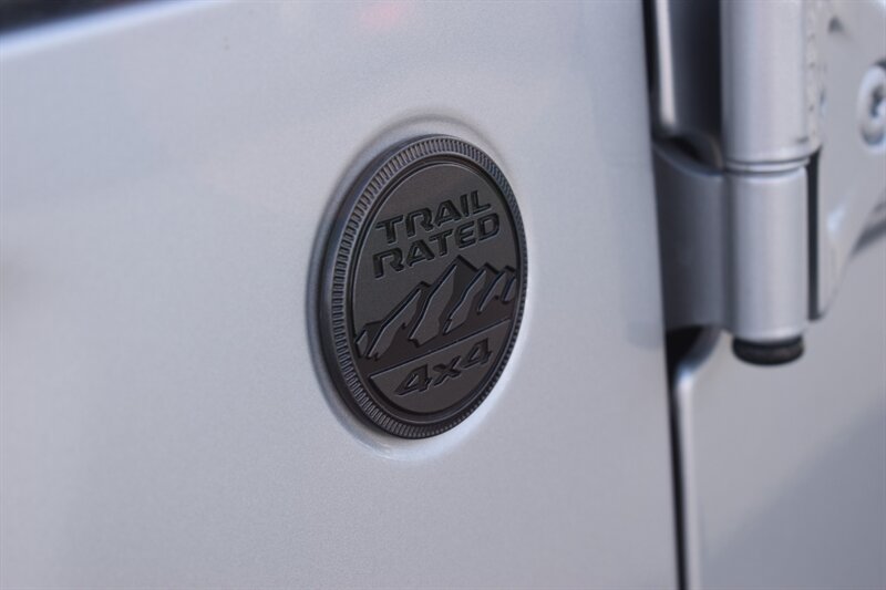 2023 Jeep Gladiator Willys - Photo 12 - Heber City, UT 84032