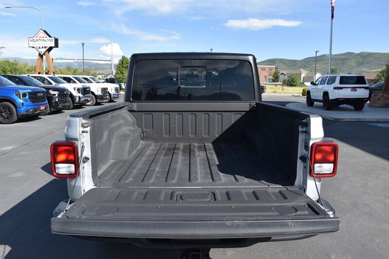 2023 Jeep Gladiator Willys - Photo 9 - Heber City, UT 84032