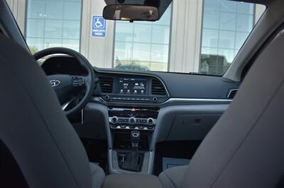 2020 Hyundai ELANTRA SEL   - Photo 11 - Heber City, UT 84032