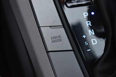 2020 Hyundai ELANTRA SEL   - Photo 18 - Heber City, UT 84032