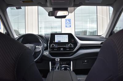 2024 Toyota Highlander LE   - Photo 16 - Heber City, UT 84032