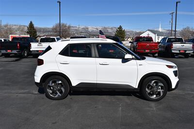 2024 Hyundai VENUE SEL   - Photo 3 - Heber City, UT 84032