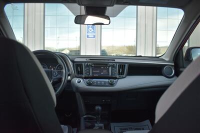2017 Toyota RAV4 XLE   - Photo 13 - Heber City, UT 84032