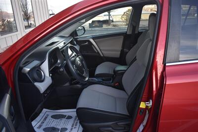 2017 Toyota RAV4 XLE   - Photo 14 - Heber City, UT 84032