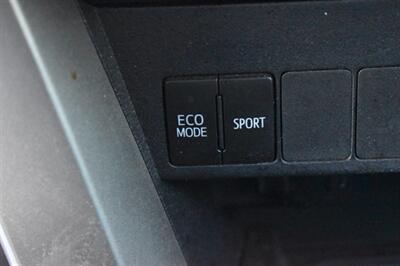 2017 Toyota RAV4 XLE   - Photo 20 - Heber City, UT 84032