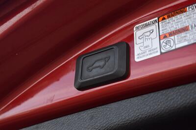 2017 Toyota RAV4 XLE   - Photo 9 - Heber City, UT 84032