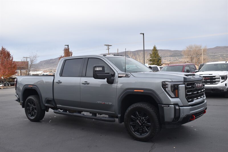 2024 GMC Sierra 3500HD AT4  