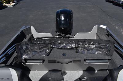 2026 Lowe Fishing Machine 1625 Walk Thru 90hp Mercury 4-Stroke   - Photo 17 - Heber City, UT 84032