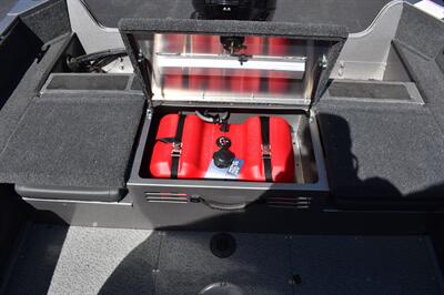 2026 Lowe Fishing Machine 1625 Walk Thru 90hp Mercury 4-Stroke   - Photo 20 - Heber City, UT 84032