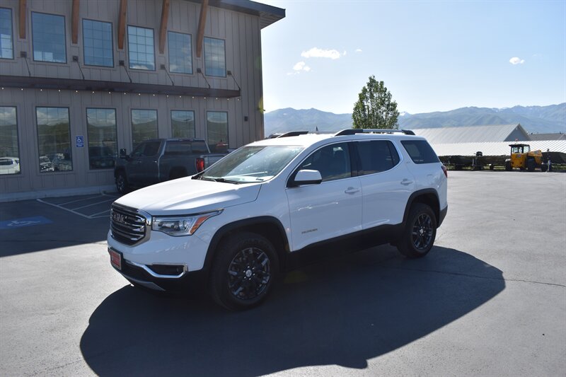 2018 GMC Acadia SLT-1  