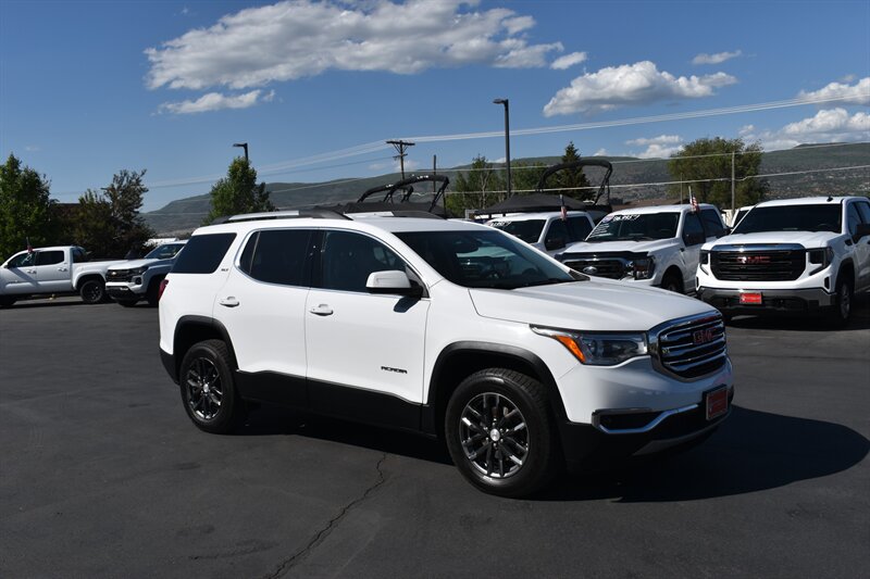2018 GMC Acadia SLT-1  