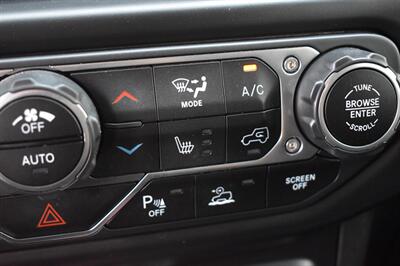 2022 Jeep Wrangler Unlimited Sahara 4xe   - Photo 32 - Heber City, UT 84032