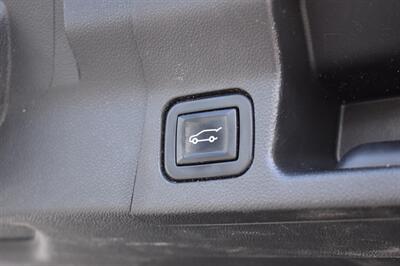 2022 GMC Acadia SLT - Photo 10 - Heber City, UT 84032