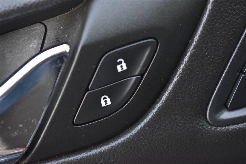 2022 GMC Acadia SLT - Photo 21 - Heber City, UT 84032