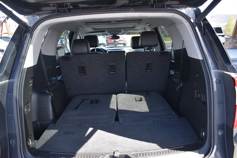 2022 GMC Acadia SLT - Photo 9 - Heber City, UT 84032