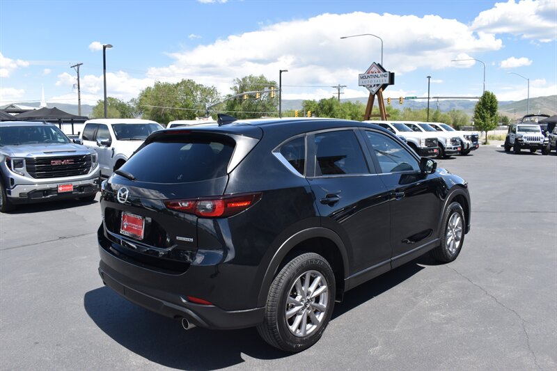 2022 Mazda CX-5 2.5 S Select - Photo 5 - Heber City, UT 84032