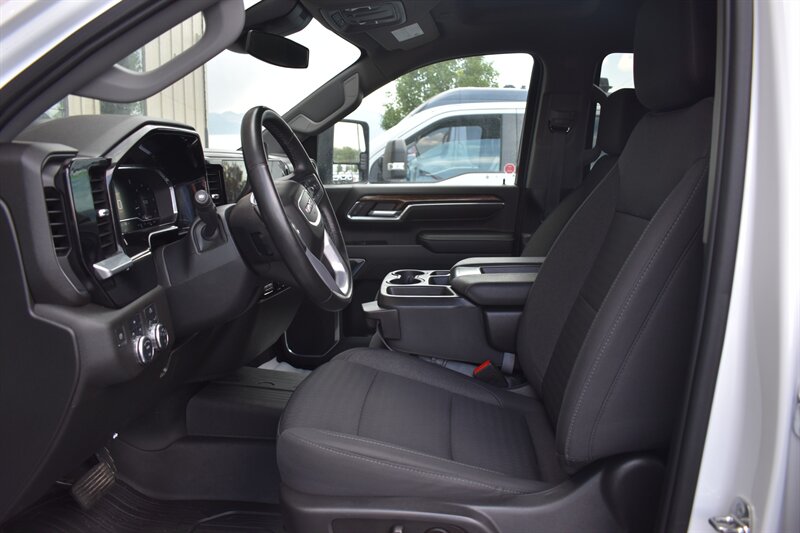 2024 GMC Sierra 2500HD SLE - Photo 16 - Heber City, UT 84032