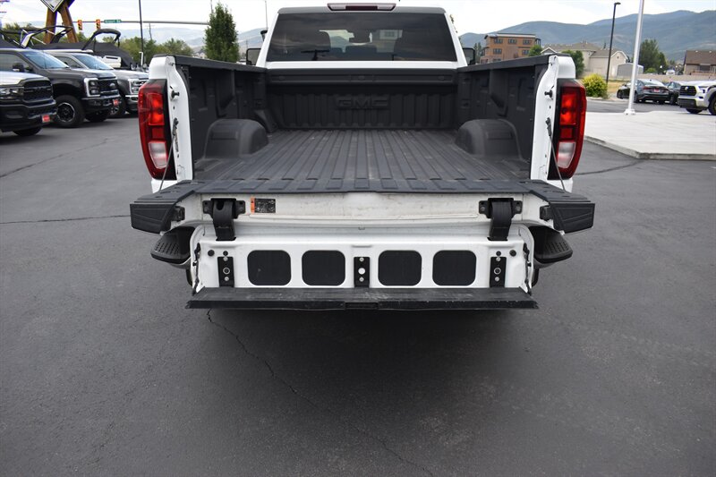 2024 GMC Sierra 2500HD SLE - Photo 11 - Heber City, UT 84032