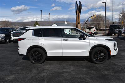 2022 Mitsubishi Outlander SE   - Photo 3 - Heber City, UT 84032