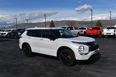 2022 Mitsubishi Outlander SE   - Photo 1 - Heber City, UT 84032