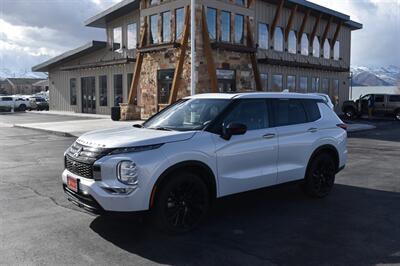 2022 Mitsubishi Outlander SE   - Photo 2 - Heber City, UT 84032
