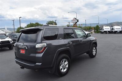 2021 Toyota 4Runner SR5   - Photo 5 - Heber City, UT 84032