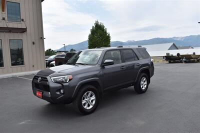 2021 Toyota 4Runner SR5   - Photo 2 - Heber City, UT 84032