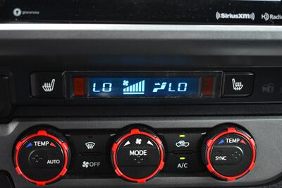 2020 Toyota Tacoma TRD Sport   - Photo 24 - Heber City, UT 84032