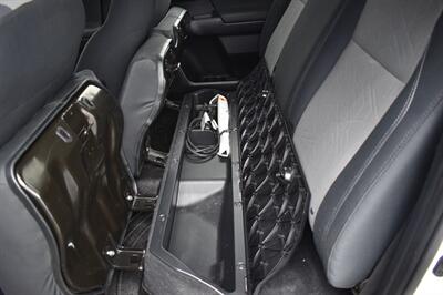 2020 Toyota Tacoma TRD Sport   - Photo 12 - Heber City, UT 84032