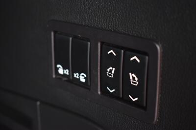 2017 Cadillac Escalade Premium Luxury   - Photo 11 - Heber City, UT 84032