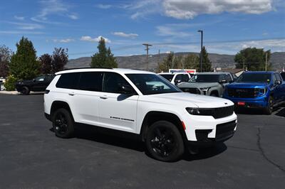 2025 Jeep Grand Cherokee L Laredo SUV
