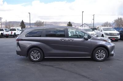 2023 Toyota Sienna LE 8-Passenger   - Photo 3 - Heber City, UT 84032