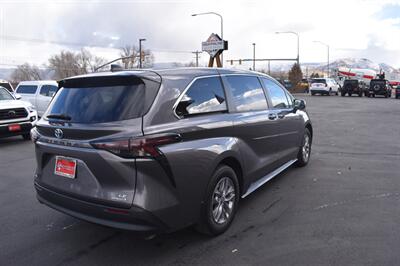 2023 Toyota Sienna LE 8-Passenger   - Photo 5 - Heber City, UT 84032