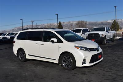 2019 Toyota Sienna Limited 7-Passenger Minivan