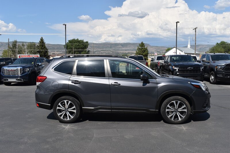 2024 Subaru Forester Limited - Photo 3 - Heber City, UT 84032