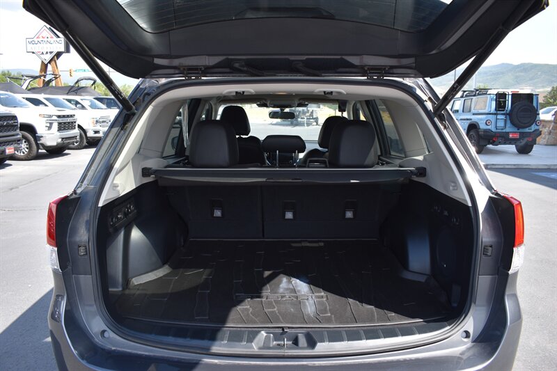 2024 Subaru Forester Limited - Photo 8 - Heber City, UT 84032