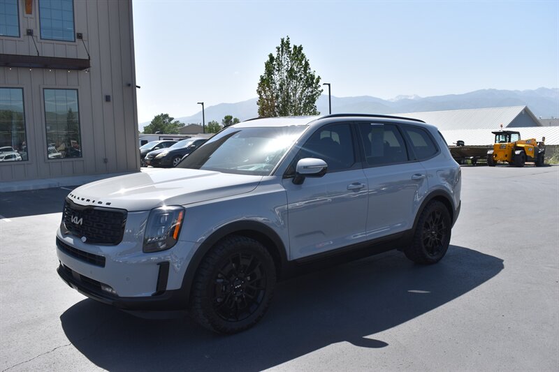 2022 Kia Telluride SX  