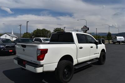 2018 Nissan Titan SL   - Photo 5 - Heber City, UT 84032