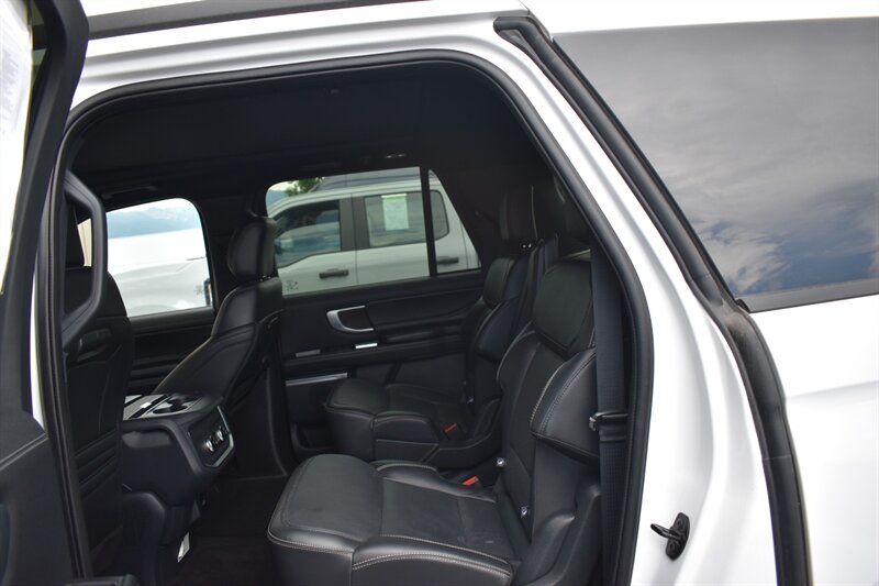 2025 Ford Expedition MAX Platinum - Photo 17 - Heber City, UT 84032
