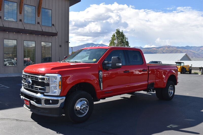 2025 Ford F-350 Super Duty XLT  