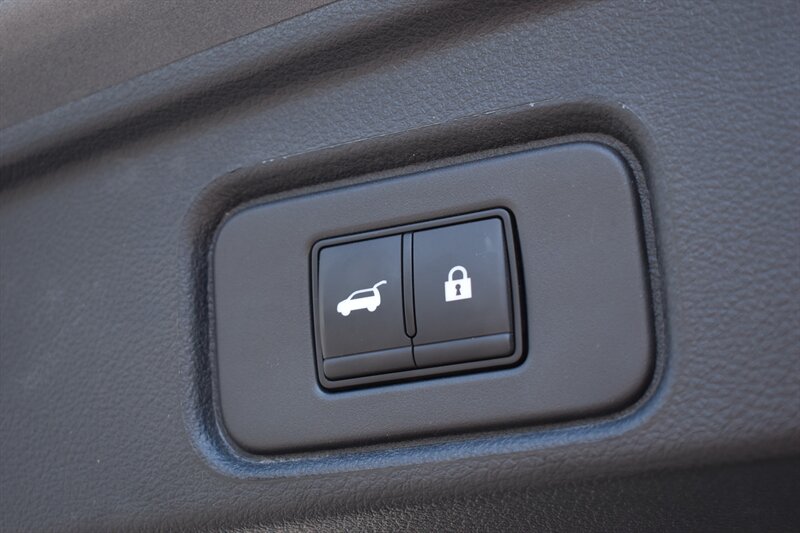 2026 Nissan Pathfinder SL - Photo 12 - Heber City, UT 84032