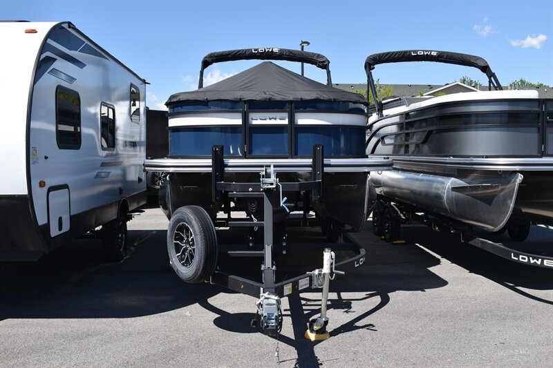 2025 Lowe SS230 Walk Thru Special 150hp  
