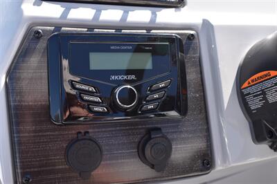 2025 Lowe SS230 Walk Thru Special 150hp   - Photo 26 - Heber City, UT 84032