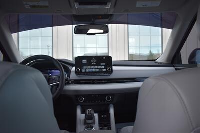 2023 Mitsubishi Outlander PHEV SEL   - Photo 17 - Heber City, UT 84032