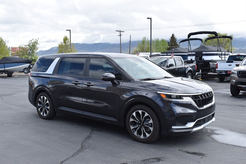 2023 Kia Carnival EX - Photo 1 - Heber City, UT 84032