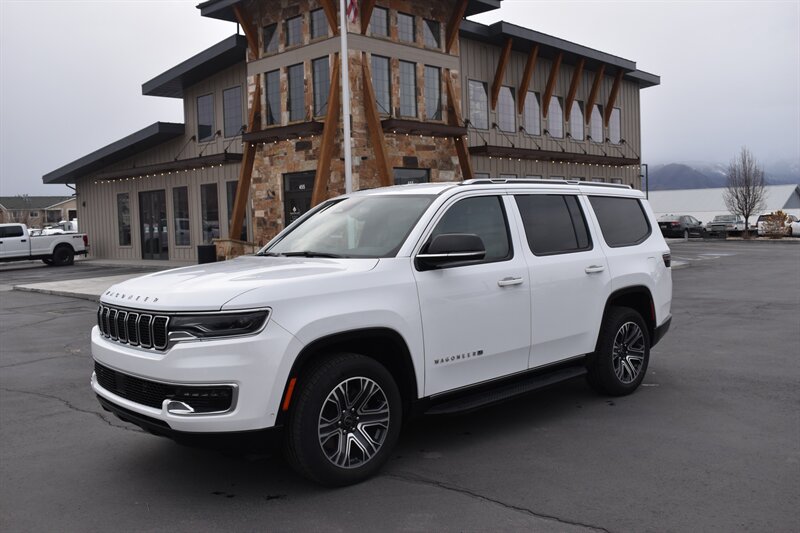 2025 Jeep Wagoneer  